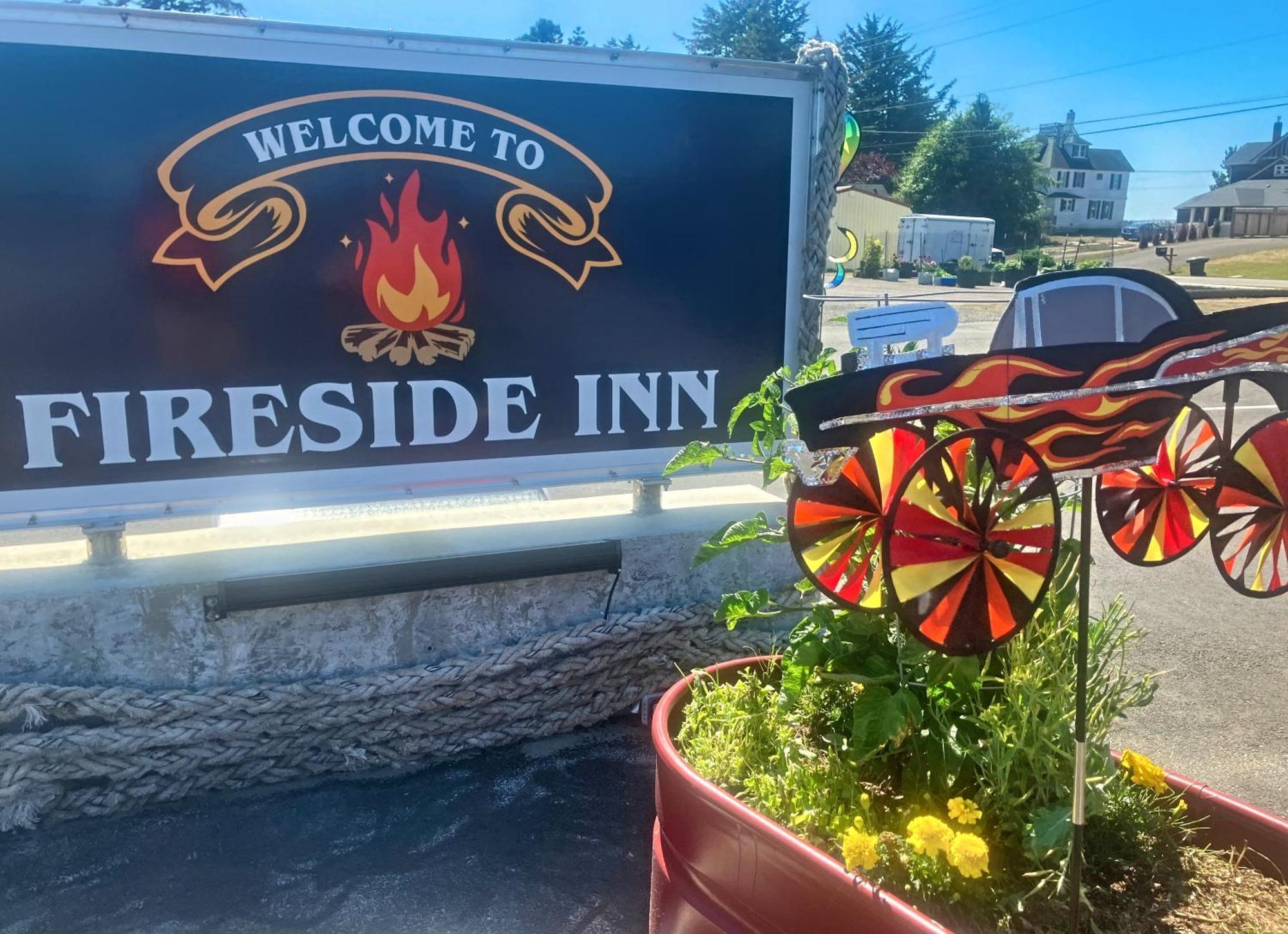 Fireside Inn Лонг-Бич Экстерьер фото